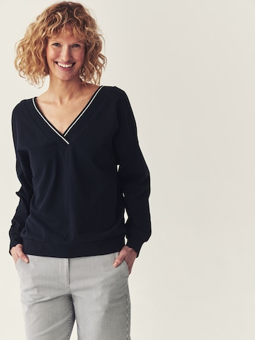 Sweat-shirt TATUUM en bleu : devant