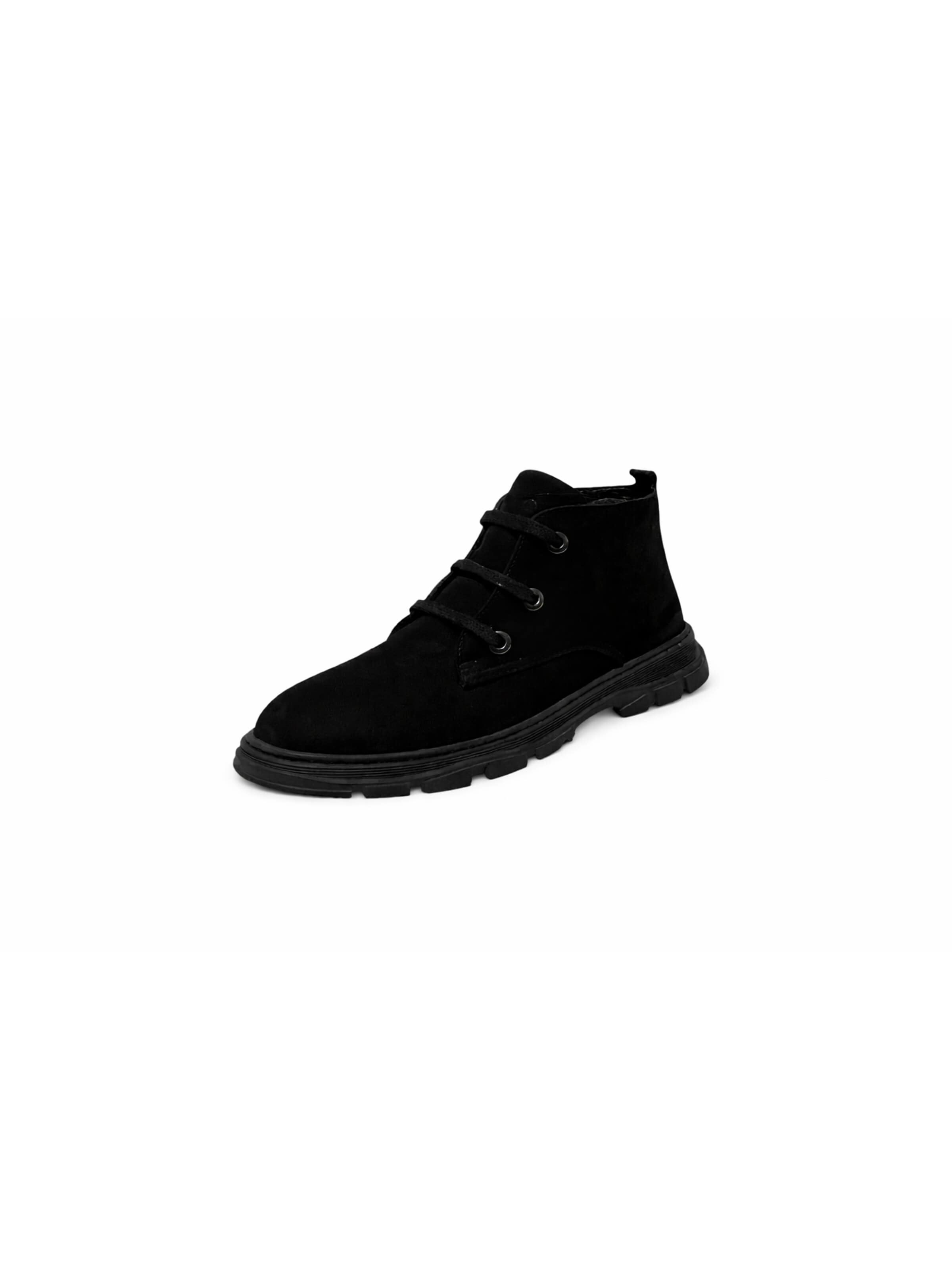Lorévine Boots in Black: front