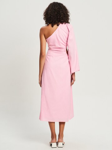 Robe 'VIDA' Calli en rose : derrière