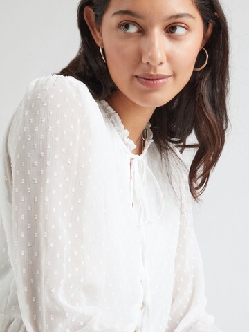 Camicia da donna 'ONLSIFF' di ONLY in bianco