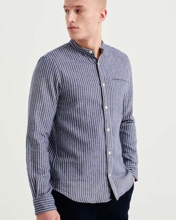 WE Fashion Regular fit Button Up Shirt in Blue: front