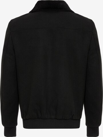 Redbridge Athletic Jacket 'FlyAway' in Black