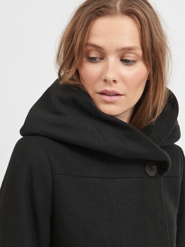 VILA Between-Seasons Coat 'Camua' in Black