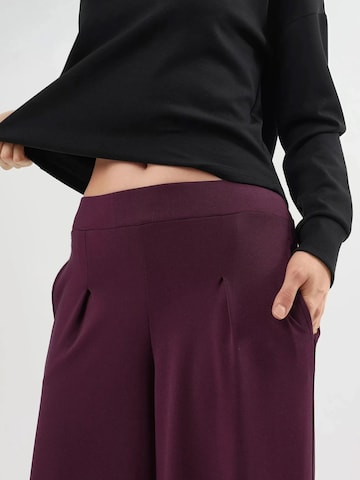 Wide Leg Pantalon Busem en rouge