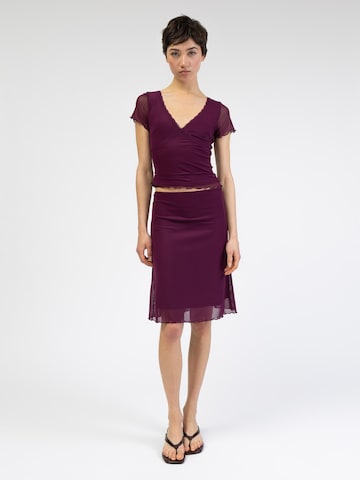 BROKE + SCHÖN Skirt 'Mesh Midi Rock' in Purple: front