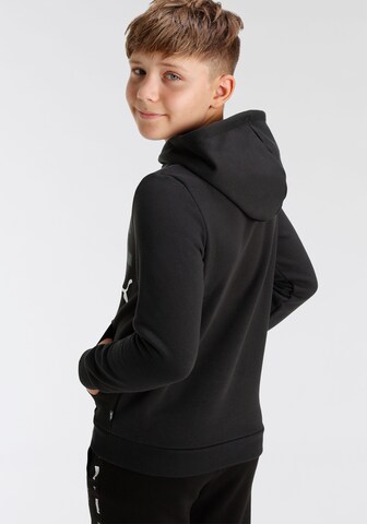 PUMA Sweatshirt in Black