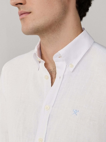 Coupe regular Chemise 'ESS' Hackett London en blanc