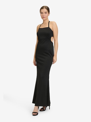 Robe de soirée Vera Mont en noir : devant