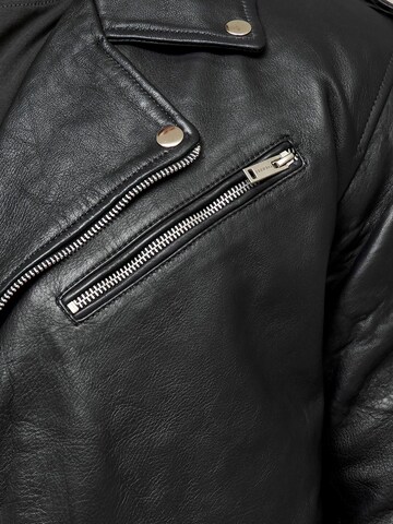 THE ODDS Tussenjas 'Carbon Matte Leather Jacket Men/ LMTD Edition' in Zwart: voorkant