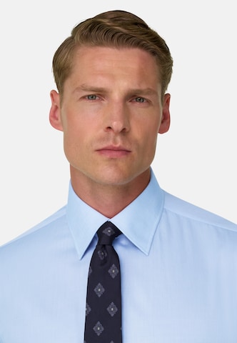 Coupe regular Chemise Boggi Milano en bleu