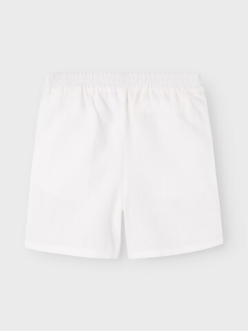 NAME IT Regular Shorts in Weiß