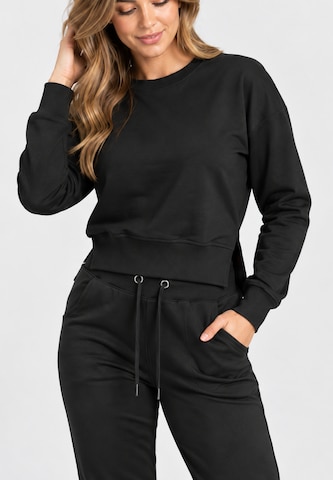 Elara Set in Black