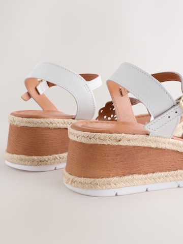 Next Sandaalit värissä valkoinen