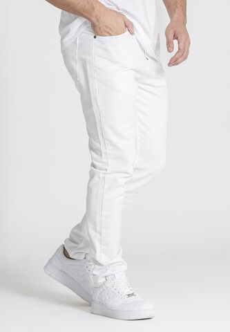 Gianni Kavanagh Regular Jeans in White
