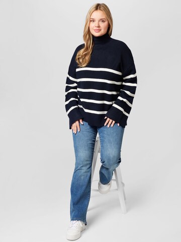 Pullover 'NUSKA' di PIECES Curve in blu