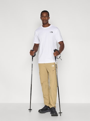 Tricou de la THE NORTH FACE pe alb