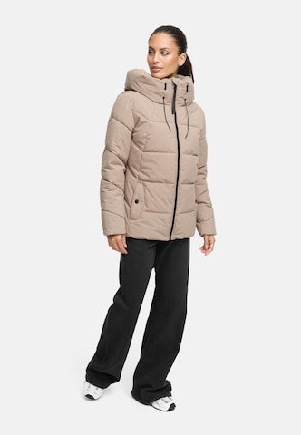 Giacca invernale 'Kuscheltatze XVI' di MARIKOO in beige