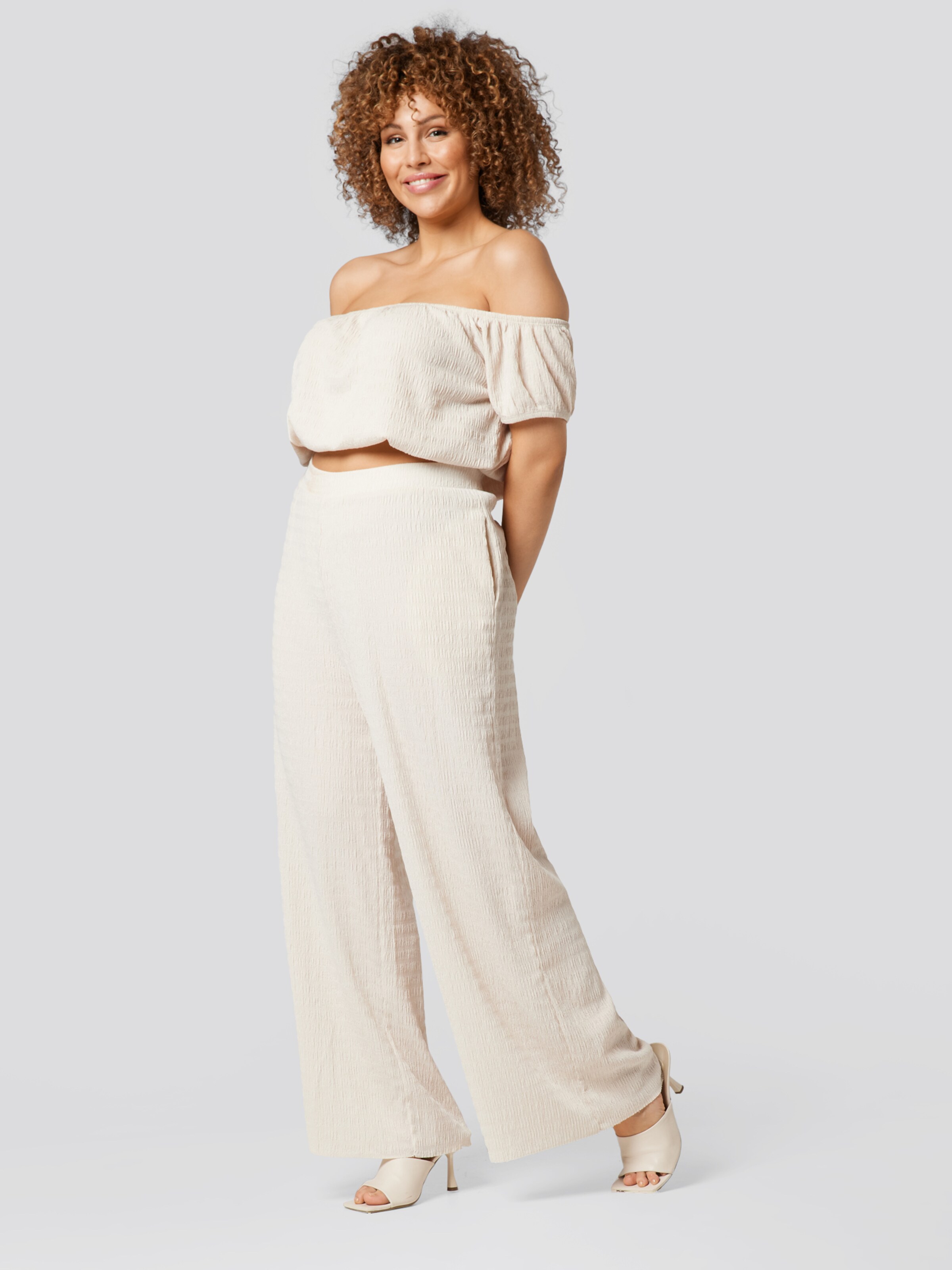 Frauen Große Größen Guido Maria Kretschmer Curvy Collection Hose 'Tamara' in Creme - QU29524 Frauen Große Größen Guido Maria Kretschmer Curvy Collection Hose 'Tamara' in Creme - QU29524