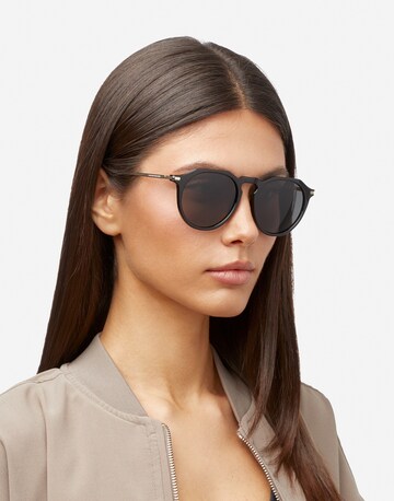 HAWKERS Слънчеви очила в черно