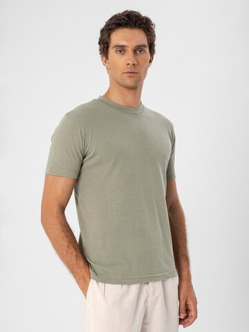 Antioch Shirt in Green