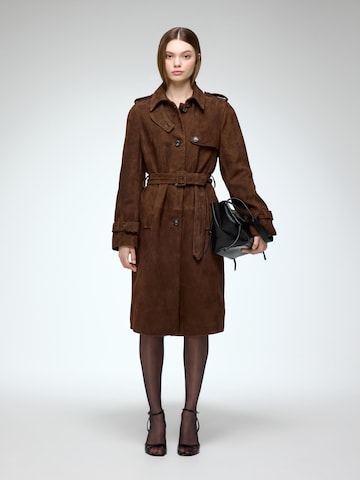 V S P Winter coat 'Helena' in Brown