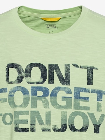 CAMEL ACTIVE T-Shirt mit Print aus nachhaltiger Baumwolle in Grün