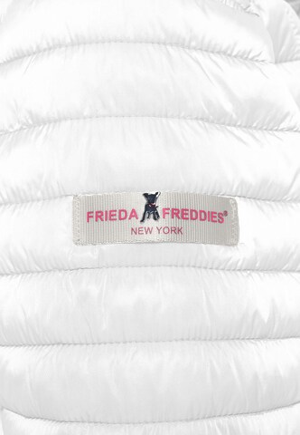 Frieda & Freddies NY Steppjacke in Weiß