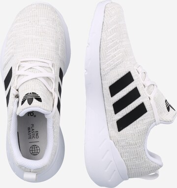 ADIDAS SPORTSWEAR Спортни обувки 'Swift Run 22' в бяло