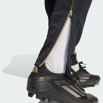 ADIDAS PERFORMANCE - Slimfit Pantalón deportivo 'Squadra 25' en verde