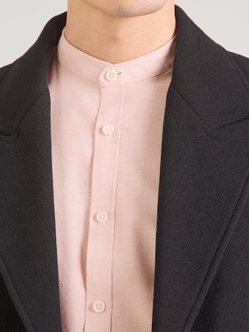 Slim fit Camicia di Lindbergh in rosa