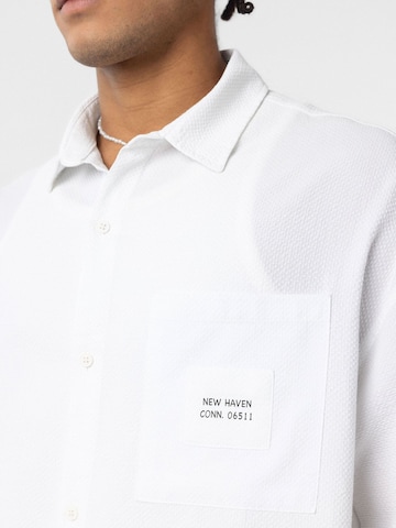Dandalo Comfort Fit Πουκάμισο σε λευκό