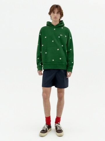 Thinking MU Sweatshirt 'SolSol Simon' in Green