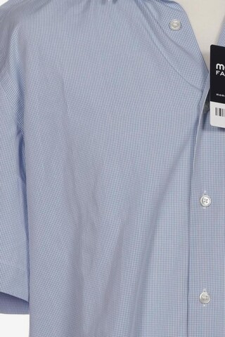 BOSS Button Up Shirt in L in Blue