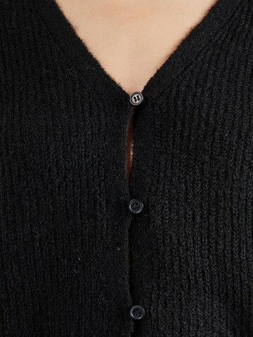 VERO MODA Плетена жилетка 'VMMILI' в черно