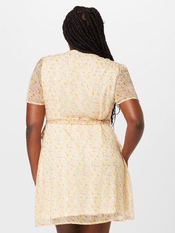 balta Vero Moda Curve Suknelė 'Smilla'