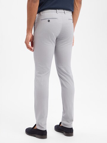 bugatti Regular Chino Pants in Grey