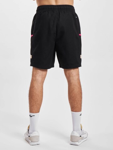 PUMA Regular Shorts 'Downtown' in Schwarz