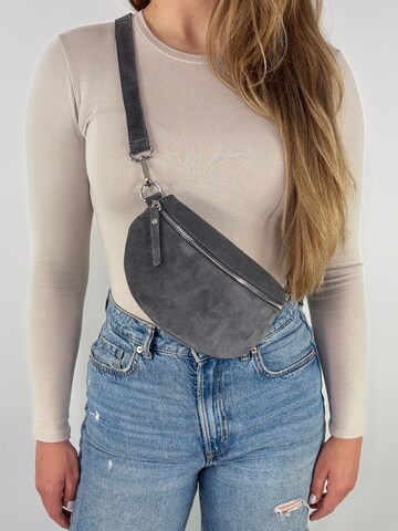 lePelou Gürteltasche 'VALENTINA small' in Grau