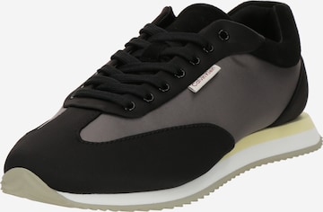 Sneaker bassa di Calvin Klein in nero: frontale