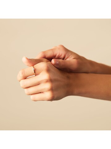 CHRIST Ring in Gold: front