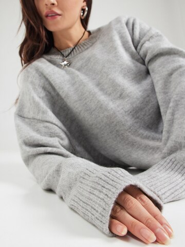 studioselect Свитер 'Charleen' в Серый