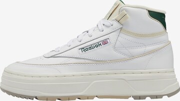 Baskets hautes 'Club C Geo' Reebok en blanc : devant