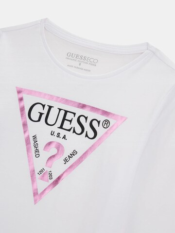 Tricou de la GUESS pe alb