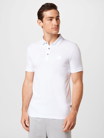 BOSS - Camisa 'Passenger' em branco: frente