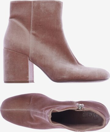 Bershka Dress Boots in 39 in Pink: front