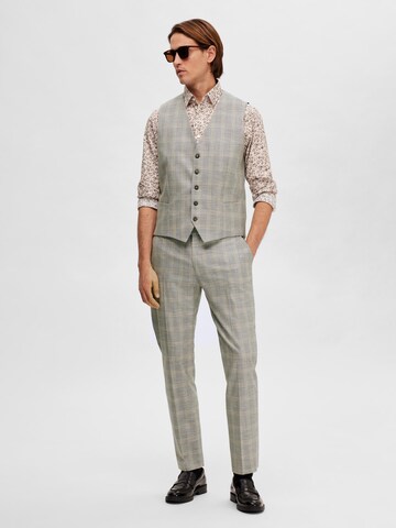 SELECTED HOMME Regular Pleated Pants in Grey