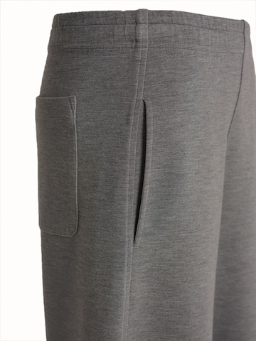 Regular Pantalon 'YOLIGEX Lockere Hose Melange Modal mit Gummibund' yoligex en gris