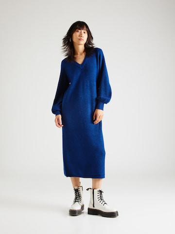 OBJECT Stickad klänning 'Malena' i blå: framsida