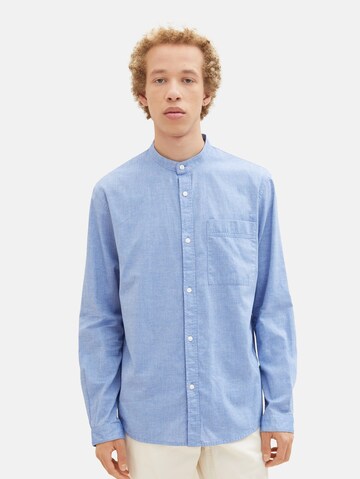 Coupe regular Chemise TOM TAILOR DENIM en bleu : devant