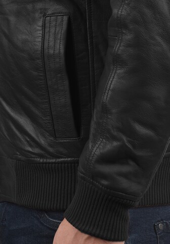 Veste mi-saison 'SDCamash' !Solid en noir